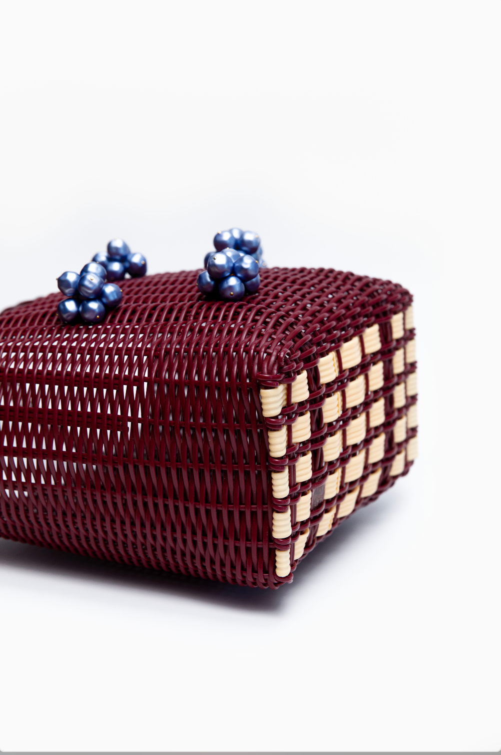 AGLAGLA × Rayas Collective – Marroon