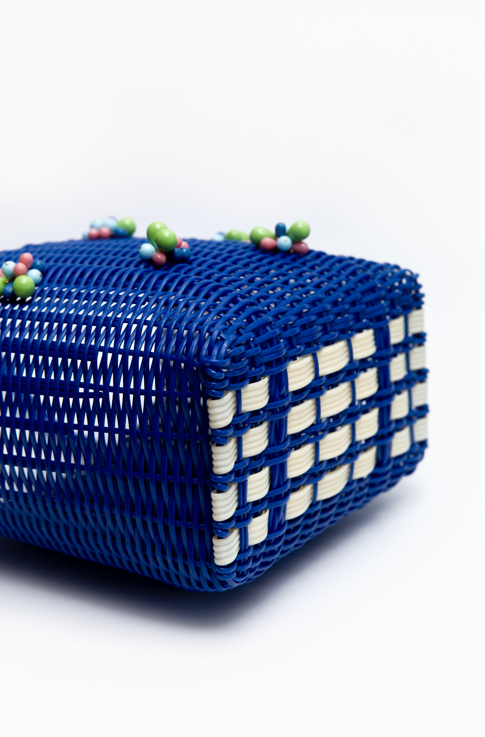 AGLAGLA × Rayas Collective – Klein