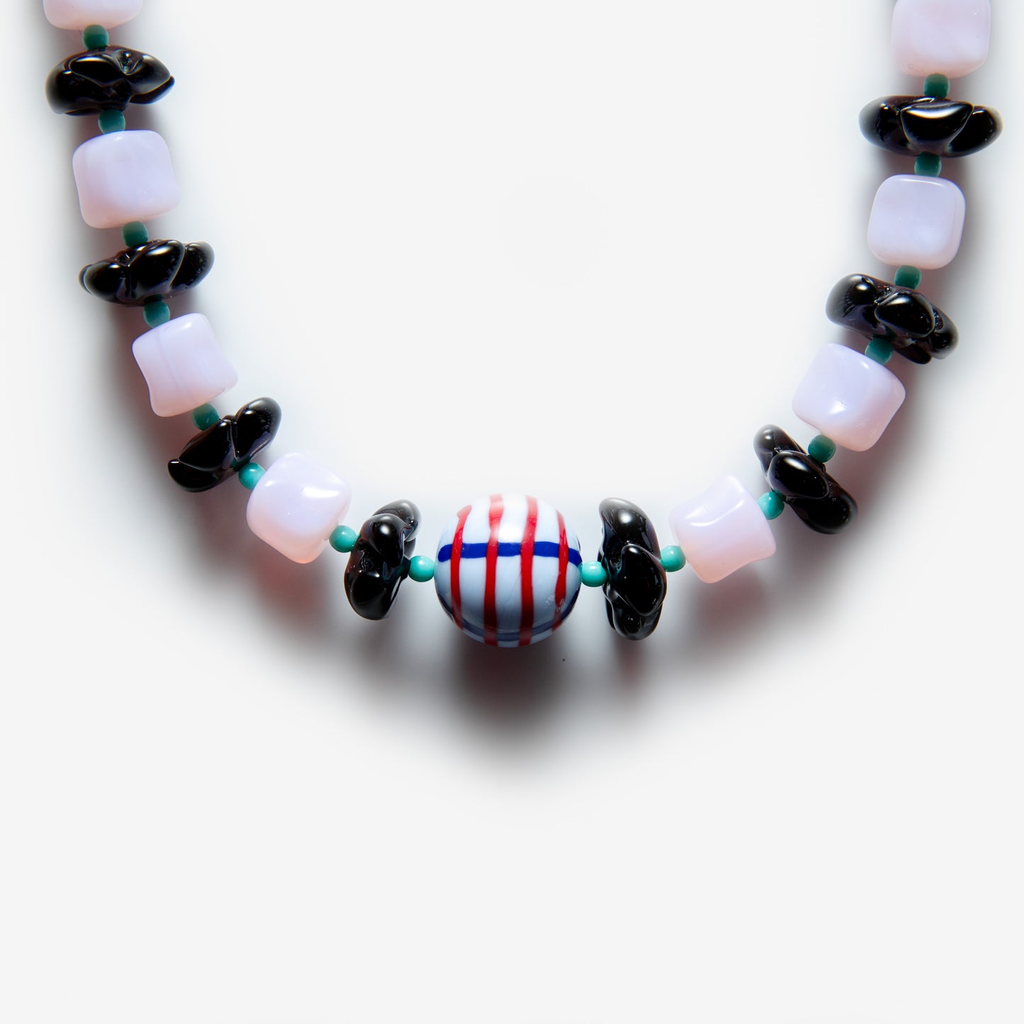 Barrel Necklace Baby Pink