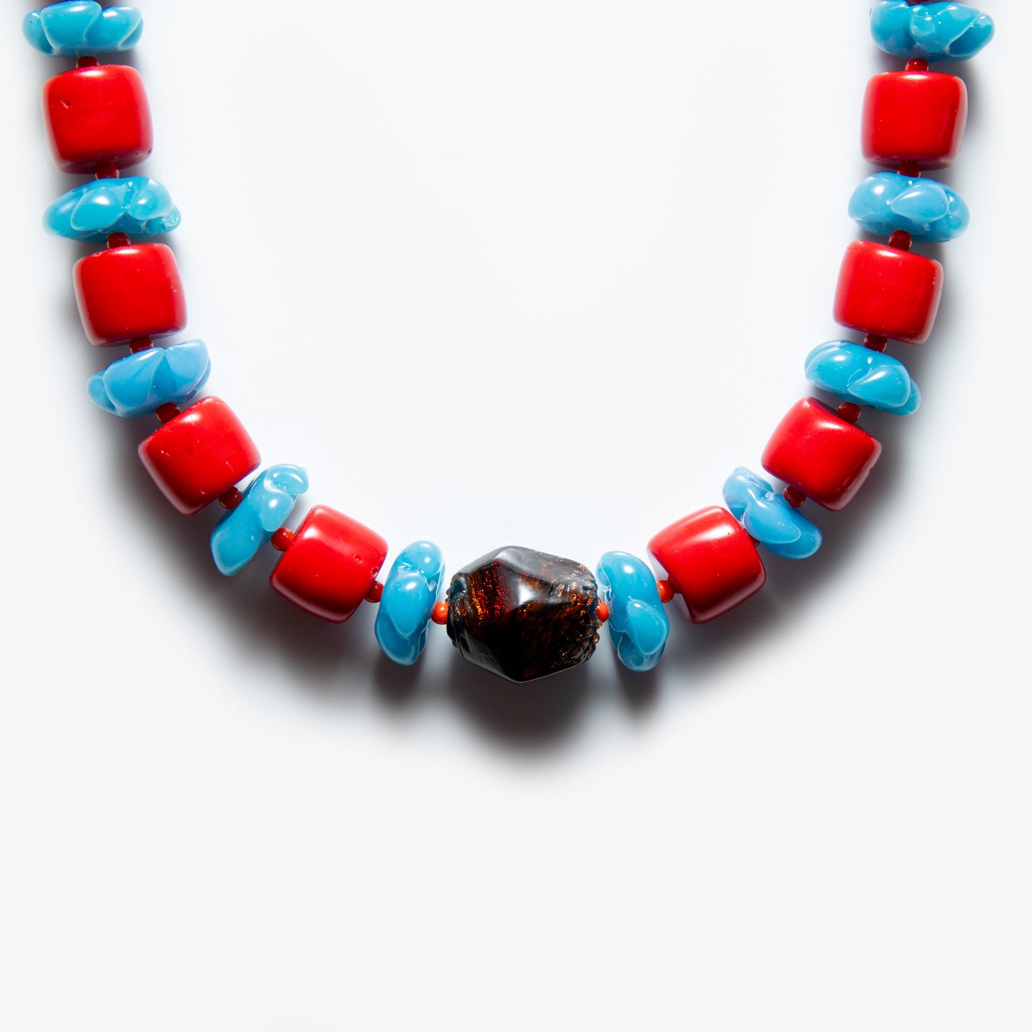 Barrel Necklace Cherry